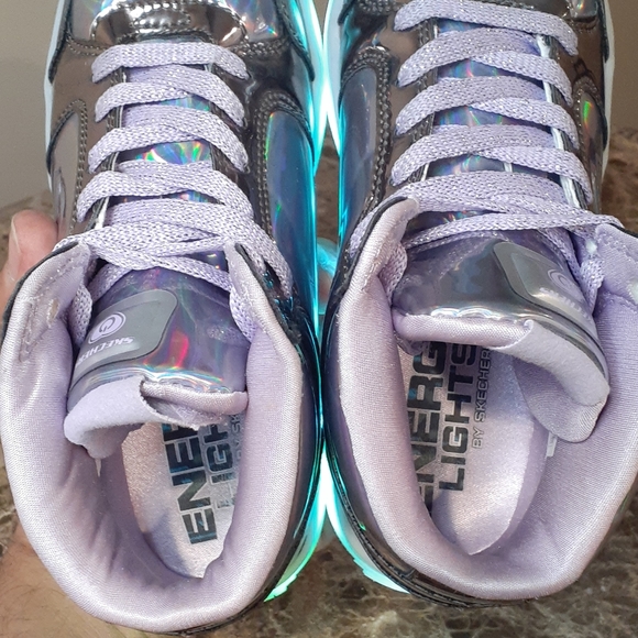 Skecher Energy Light-up shoes sz 1 kids - Picture 11 of 12